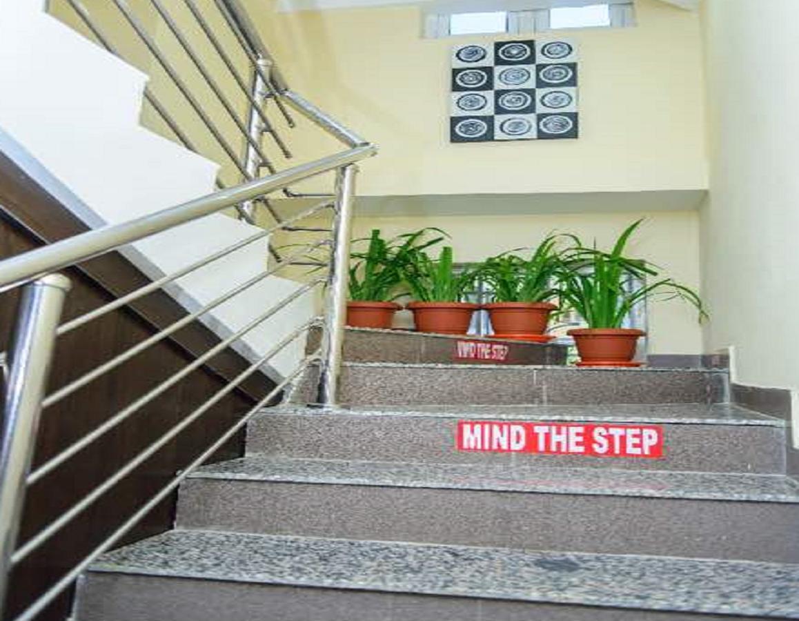 215 West Apartment Abuja Luaran gambar
