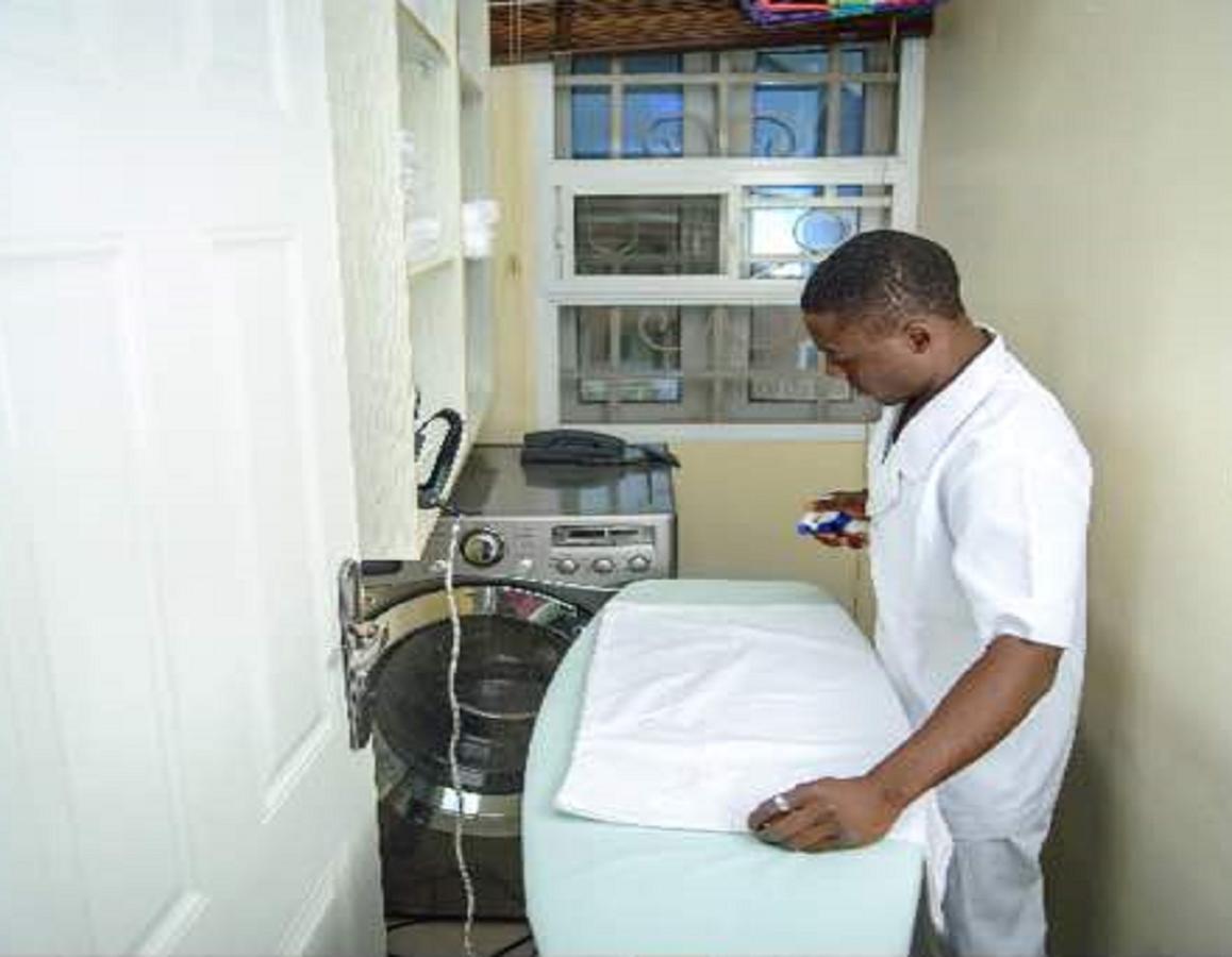 215 West Apartment Abuja Luaran gambar